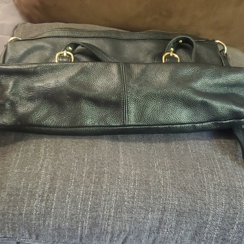 Authentic Black Genuine Leather Onna Ehrlich Bag - Picture 5 of 11